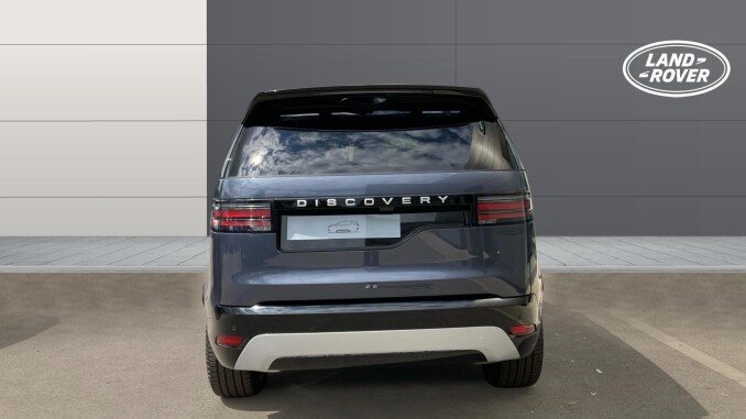 Land Rover Discovery 3.0 D350 Metropolitan Edition 5dr Auto Diesel Station Wagon - Image 6